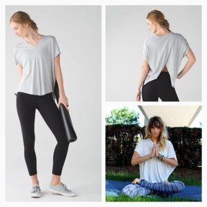lululemon Devout Short Sleeve- 2 grey shades